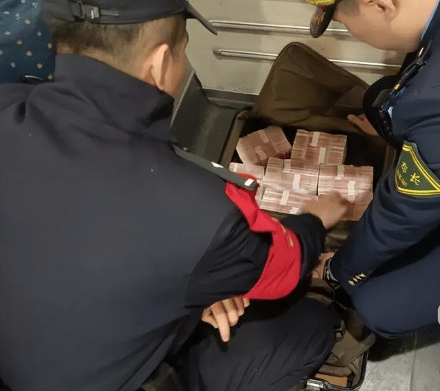 最新带现金几十万能过安检方法分析(最方便真实的上海携带现金过安检有具体规定吗方法)